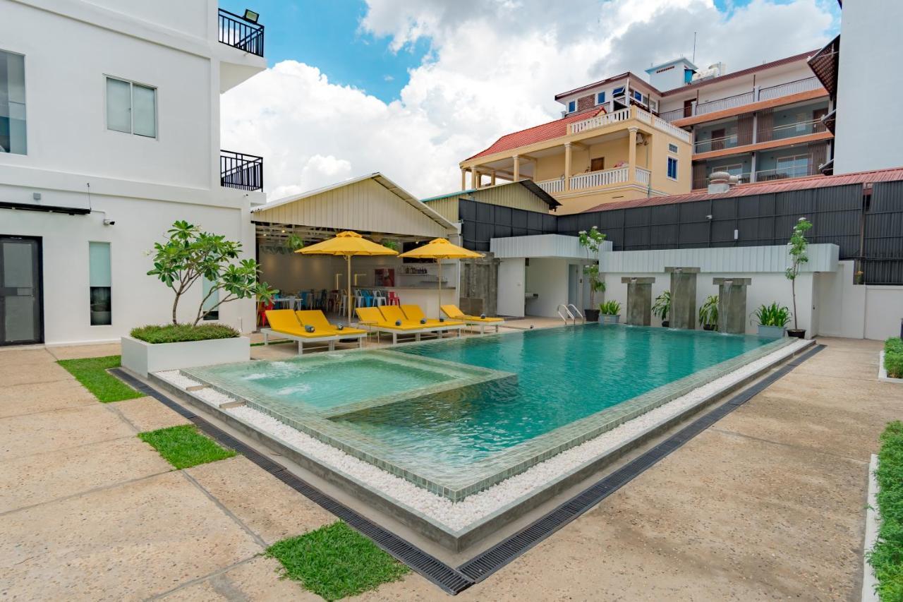 Glow Inn Siem Reap Buitenkant foto